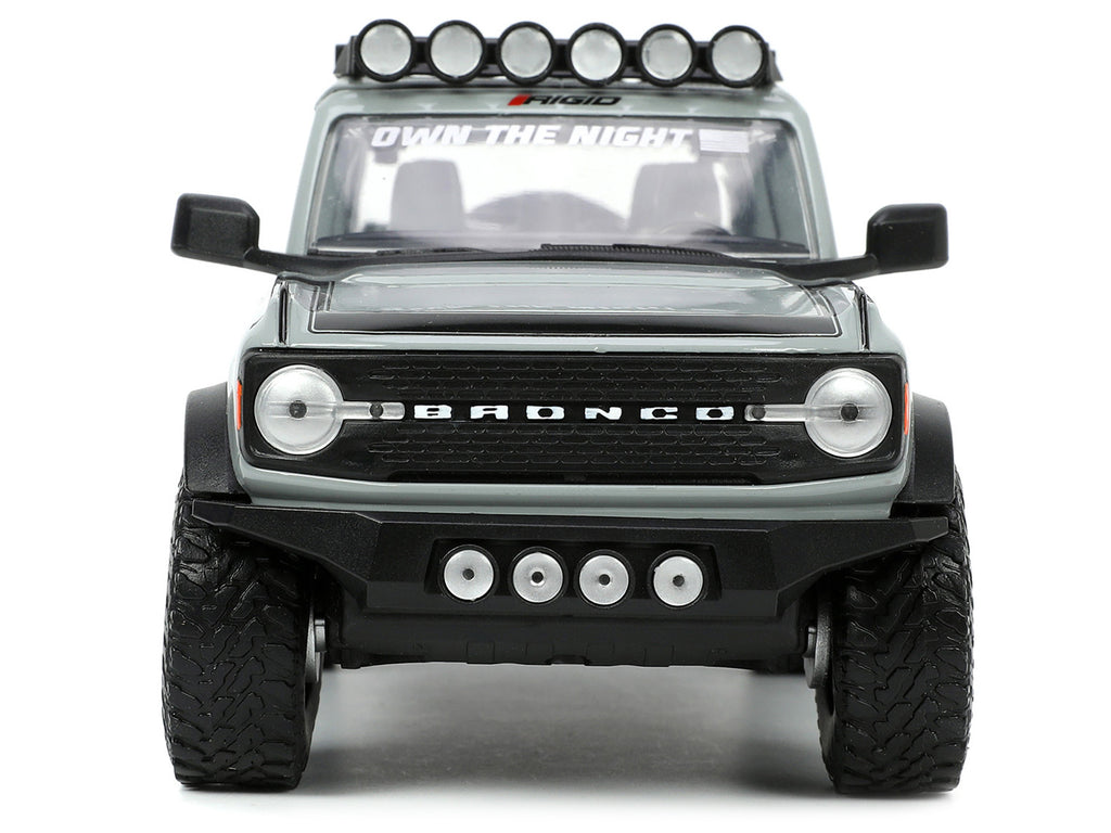 1/24 Diecast Model Car C8628