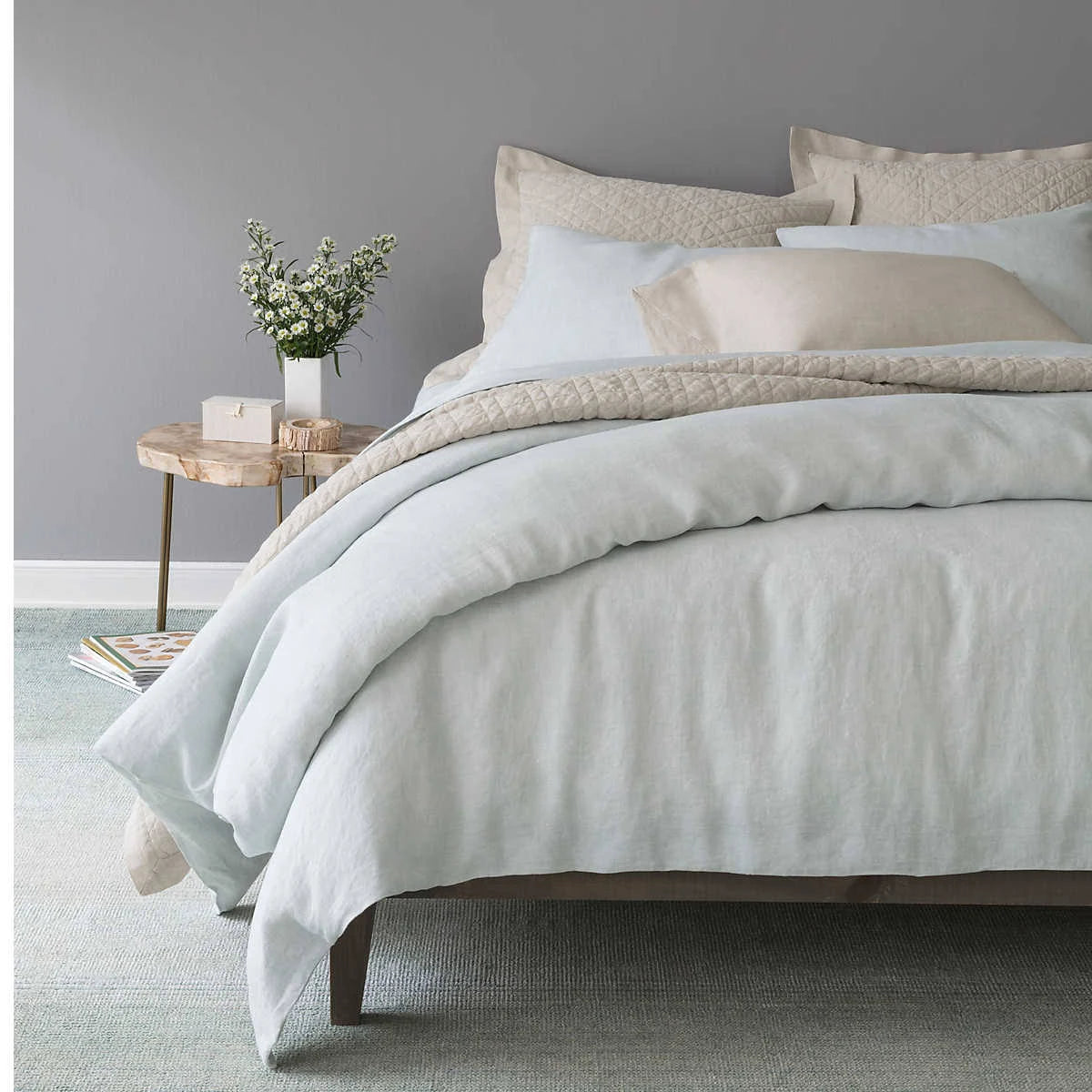 Twin Washed Linen Quilt L940243