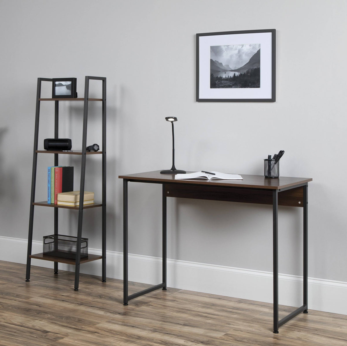 Brown 4 Shelf Ladder Bookcase M914420