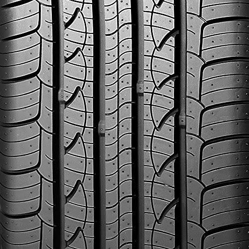 215/55R17 Tire O59252