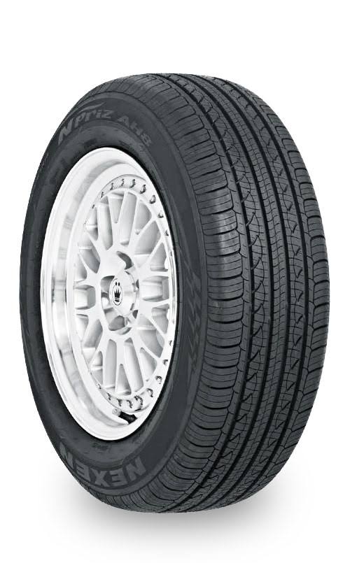 215/55R17 Tire O59252