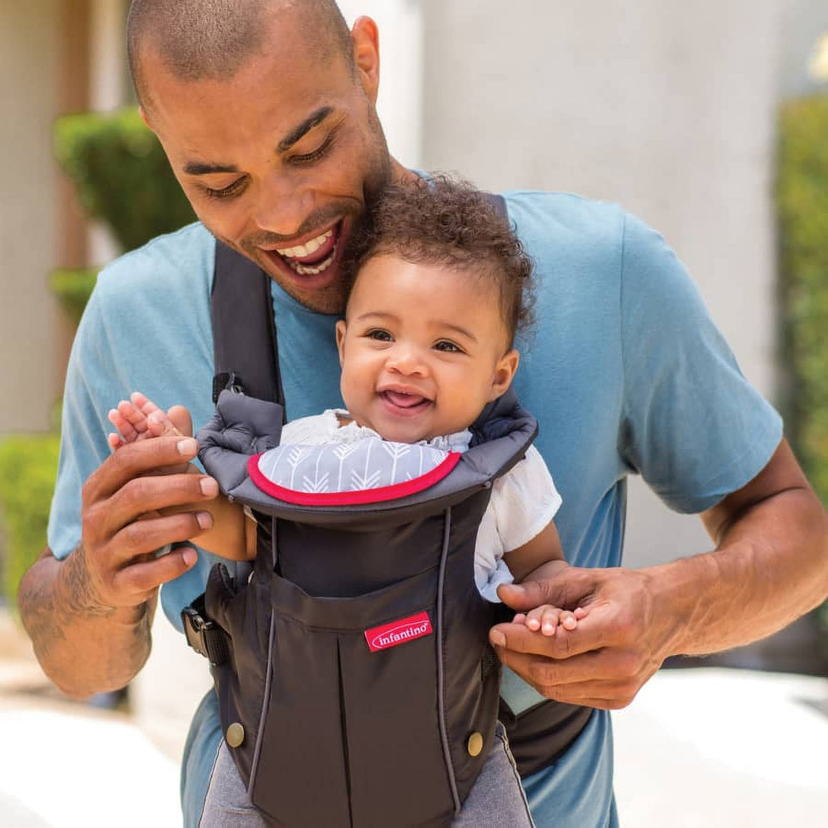 Black 2-Position Baby Carrier with Pocket Q199