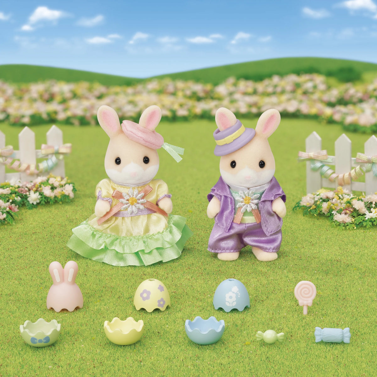 Easter Celebration Dollhouse Playset with 2 Collectible Figures and Accessories Q910494