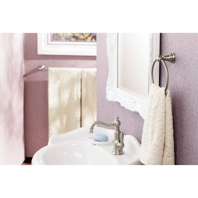 Chrome 24x22 Towel Bar B985