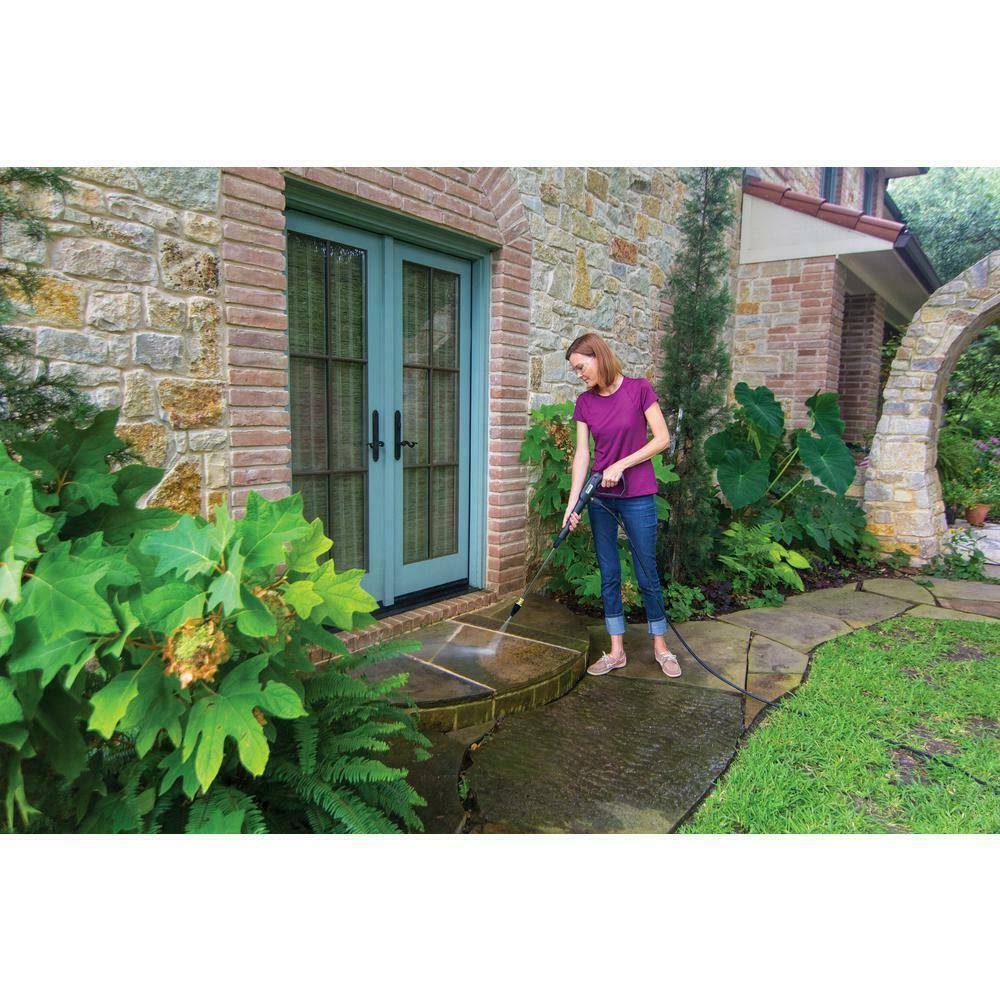 1900 PSI 1.3 GPM Electric Pressure Washer L781810