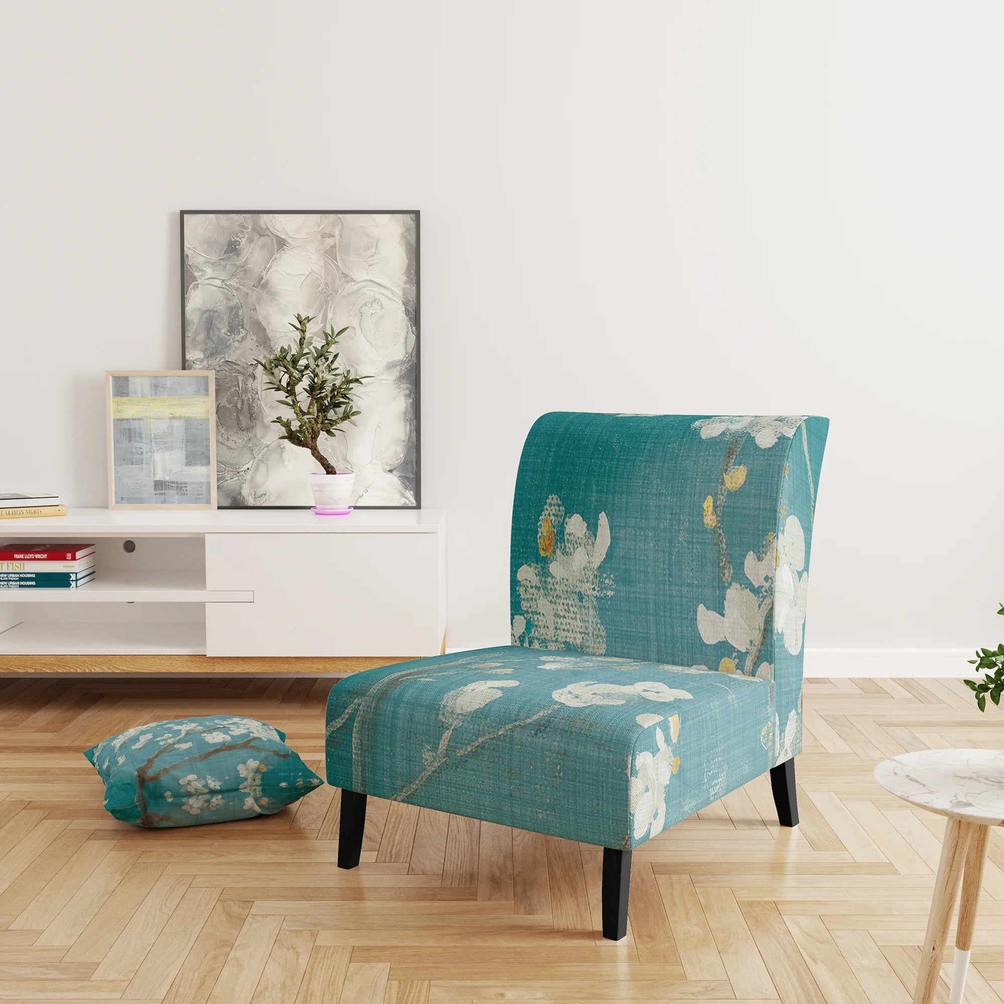 Upholstered Cabin & Lodge Accent Chair I1934