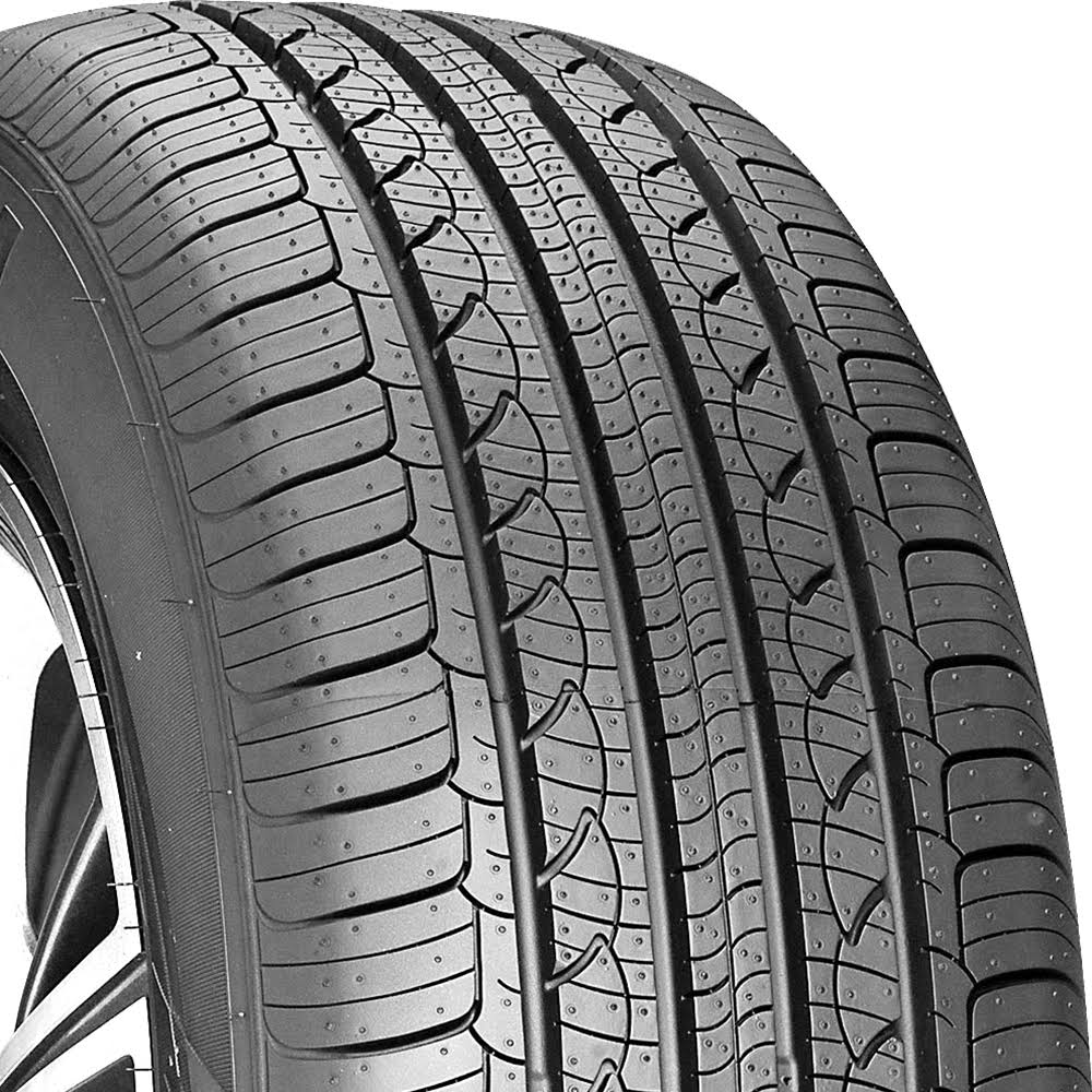 215/55R17 Tire O59252