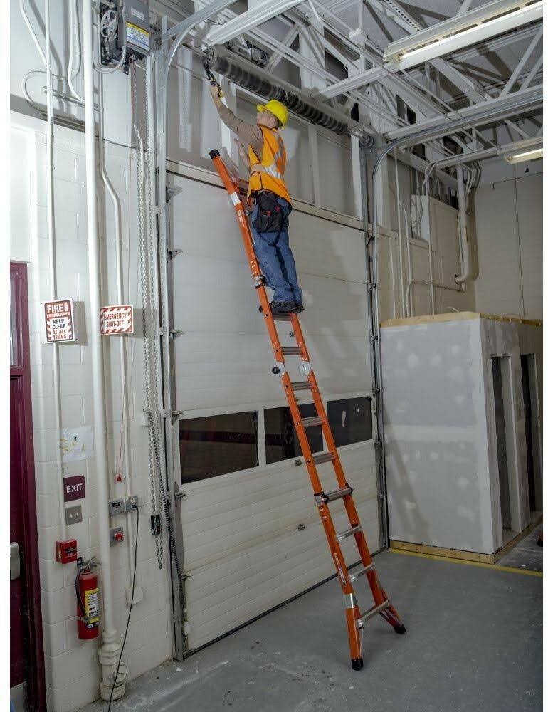 18 ft Fiberglass Multi-Position Ladder Z5306