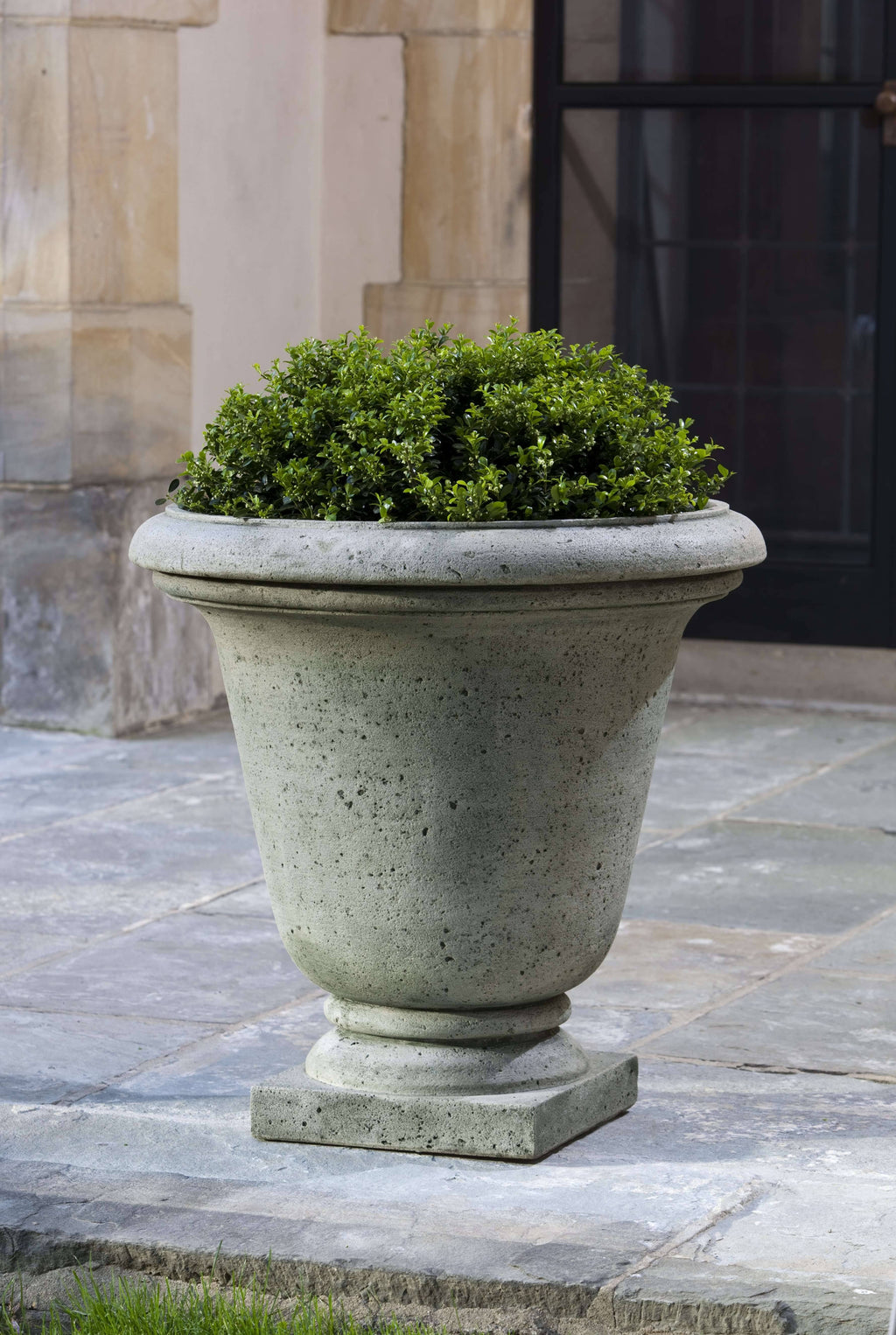 Brown Stone Urn W459