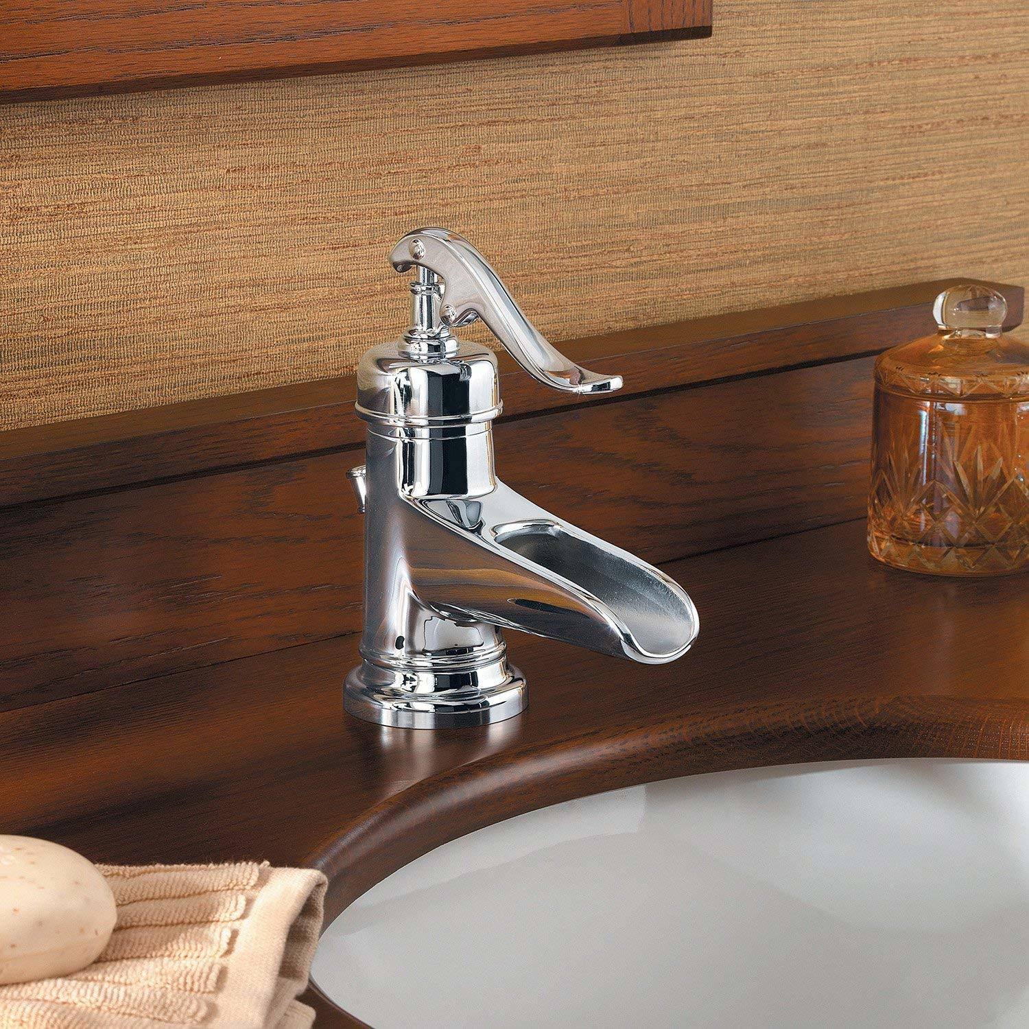 Polished Chrome Single-Handle Bathroom Faucet R517