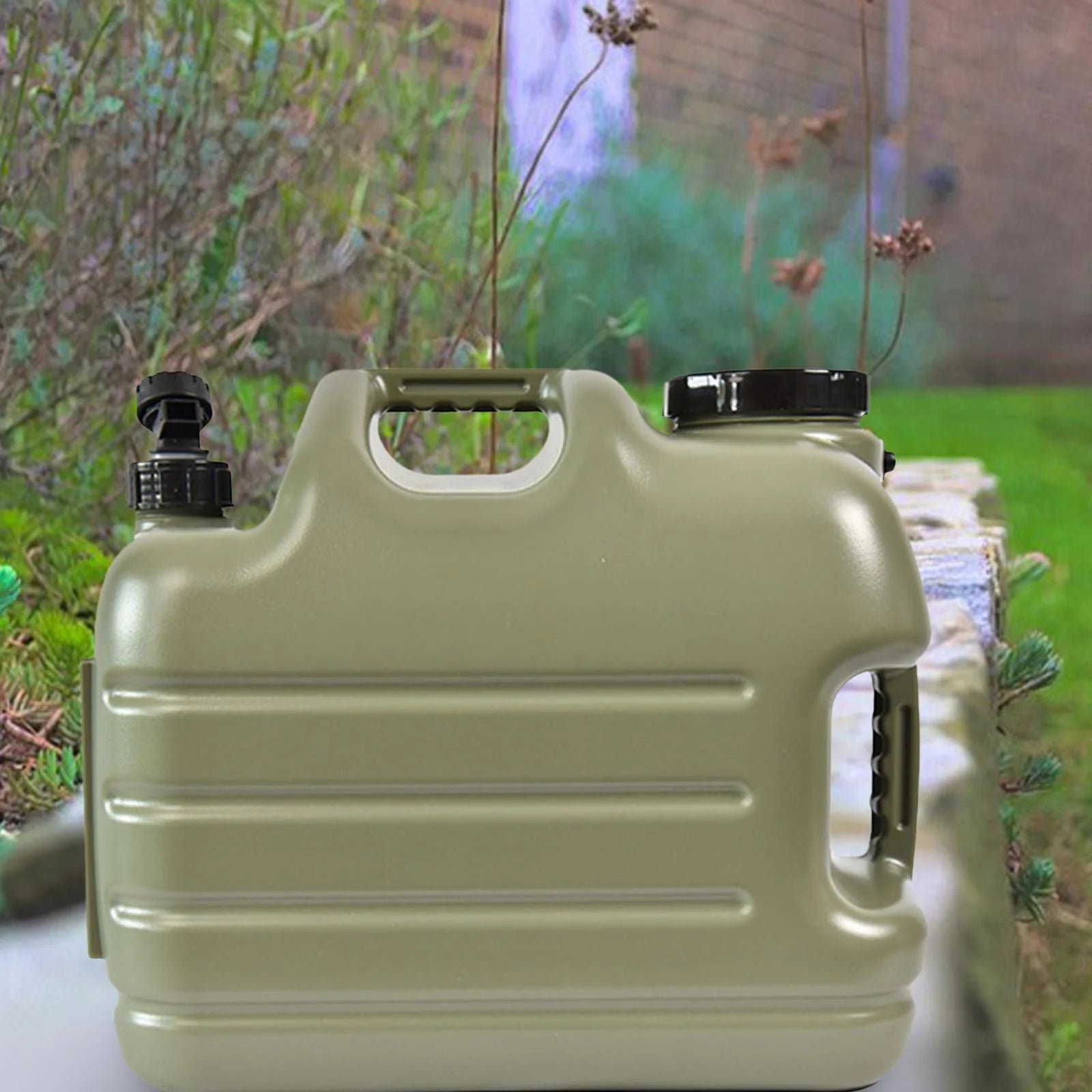 10L Portable Water Storage Tank Container with Faucet D2935